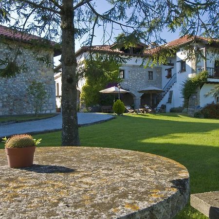 La Casona De Suesa Hotel Екстериор снимка